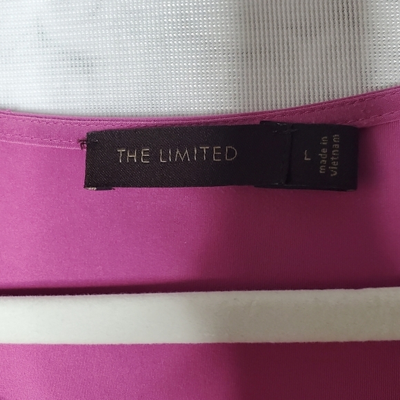 The Limited Pink Flutter Sleeve Top - Picture 4 of 4